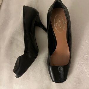 VINTAGE PRADA MILANO BLACK HIGH HEELS